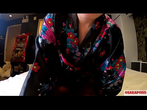 ❤️ Mladé cosplay dievča miluje sex až do orgazmu so squirtom v koníčku a fajkou. Ázijské dievča s chlpatou kundičkou a krásnymi prsiami v tradičnom japonskom kostýme v amatérskom videu, ktoré ukazuje masturbáciu so šukacími hračkami. Sakura 3 OSAKAPORN. ☑ Porno na sk.passionateembracespotlight.ru ❌
